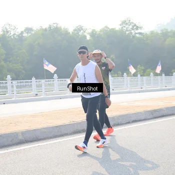 Runner Photo 6922651