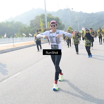 Runner Photo 6922652
