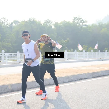 Runner Photo 6922659