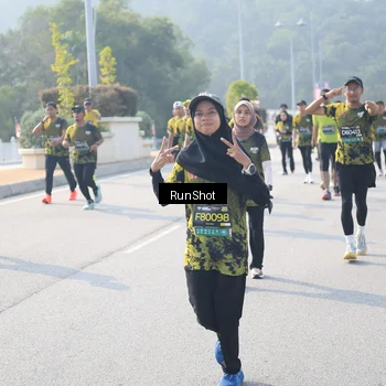 Runner Photo 6922664