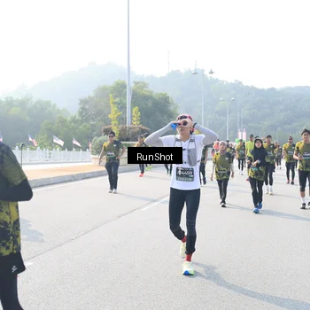 Runner Photo 6922668