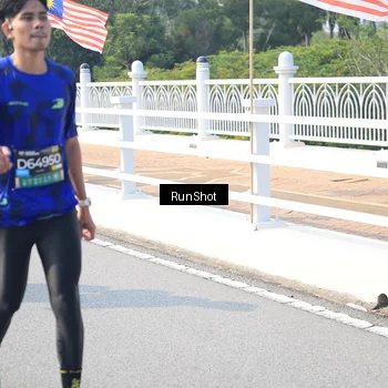 Runner Photo 6922673