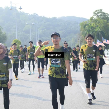 Runner Photo 6922679