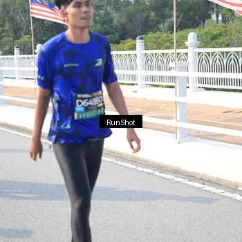 Runner Photo 6922686