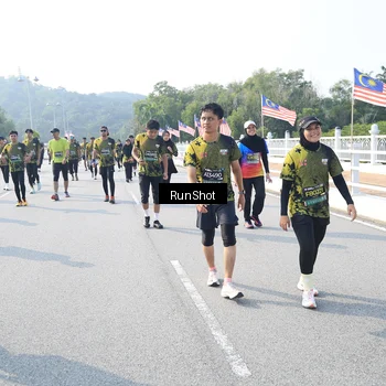Runner Photo 6922693