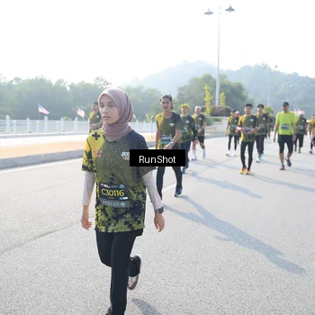Runner Photo 6922703