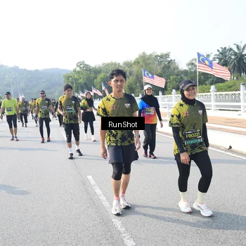 Runner Photo 6922705