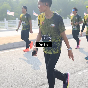 Runner Photo 6922711
