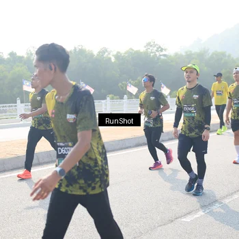 Runner Photo 6922718