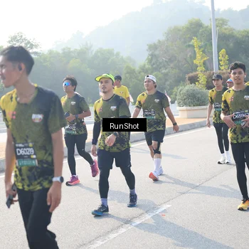 Runner Photo 6922721