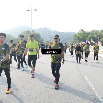 Runner Photo 6922730