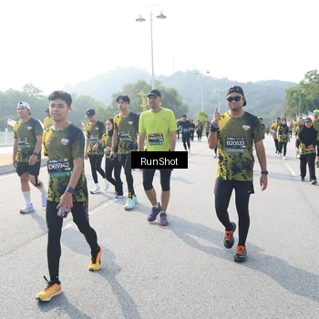Runner Photo 6922734