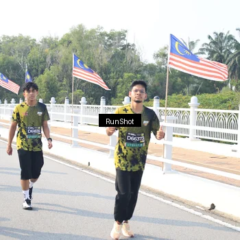 Runner Photo 6922751
