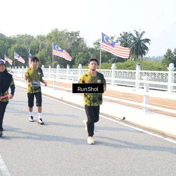 Runner Photo 6922752