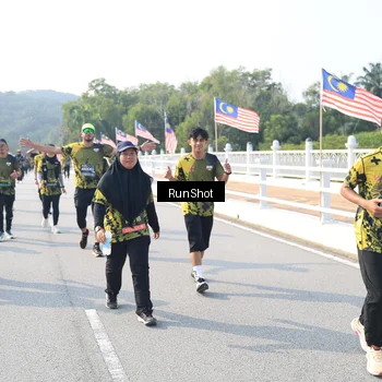 Runner Photo 6922758