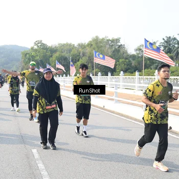 Runner Photo 6922759