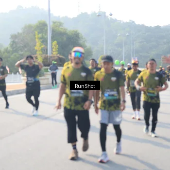 Runner Photo 6922763