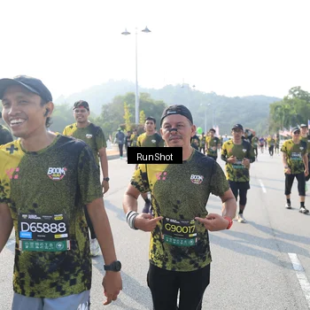 Runner Photo 6922791
