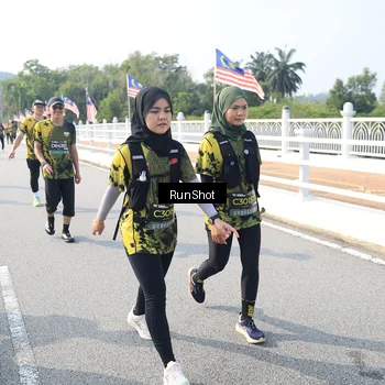 Runner Photo 6922806