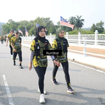 Runner Photo 6922808