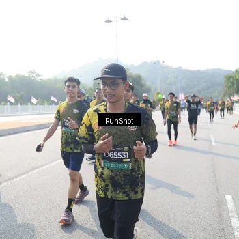 Runner Photo 6922811