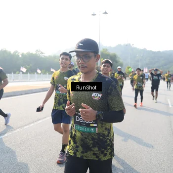 Runner Photo 6922813