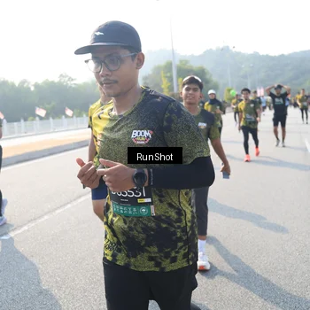 Runner Photo 6922816
