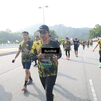 Runner Photo 6922819