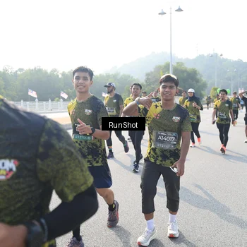 Runner Photo 6922820