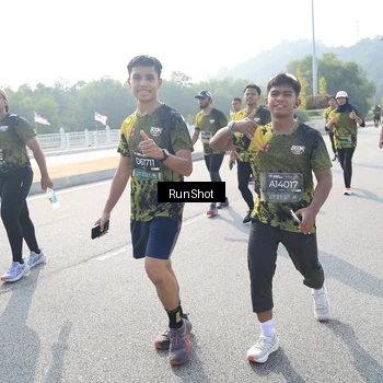 Runner Photo 6922823