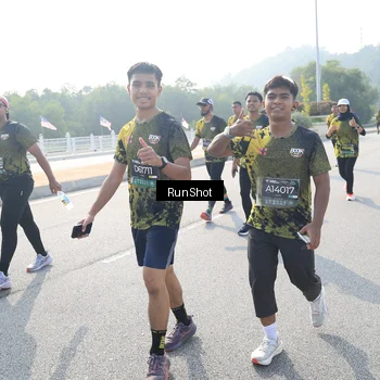 Runner Photo 6922824
