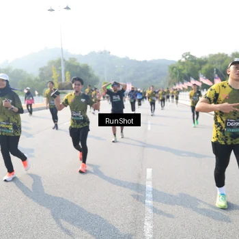 Runner Photo 6922840