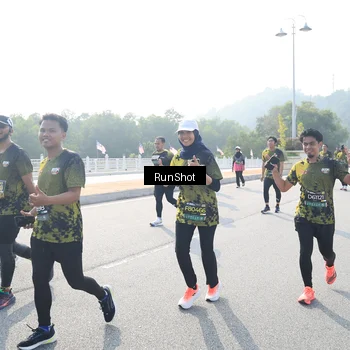 Runner Photo 6922845