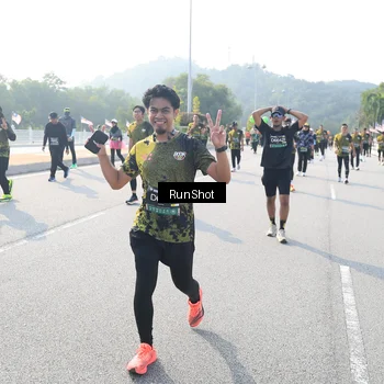 Runner Photo 6922847