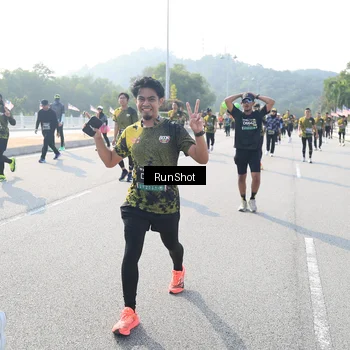 Runner Photo 6922850