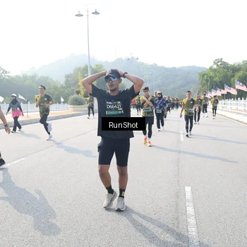 Runner Photo 6922863