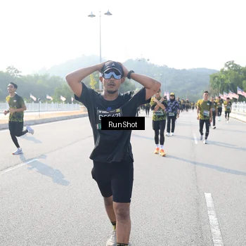 Runner Photo 6922869
