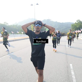 Runner Photo 6922871
