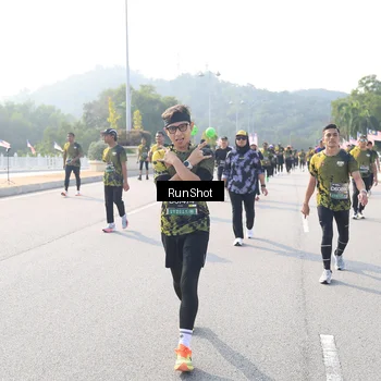 Runner Photo 6922887