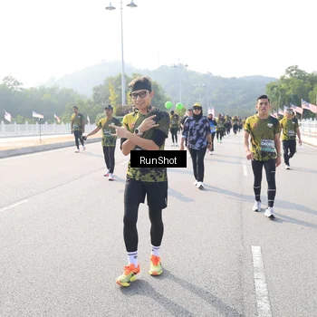 Runner Photo 6922892