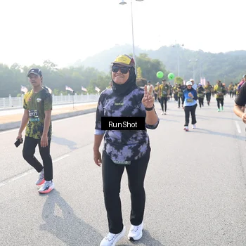 Runner Photo 6922916