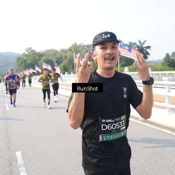Runner Photo 6922922