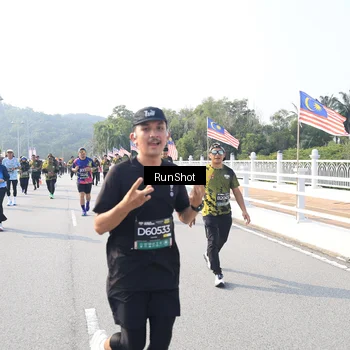 Runner Photo 6922924