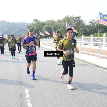 Runner Photo 6922934