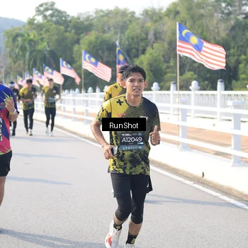 Runner Photo 6922937