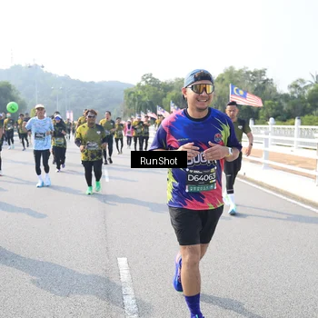 Runner Photo 6922943