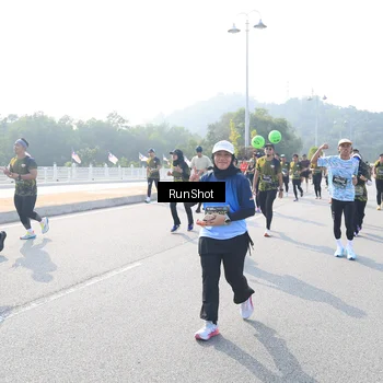 Runner Photo 6922953