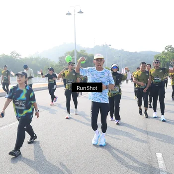 Runner Photo 6922965