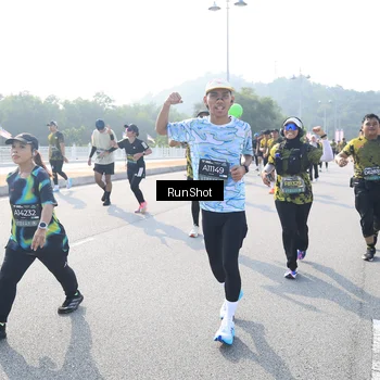 Runner Photo 6922971