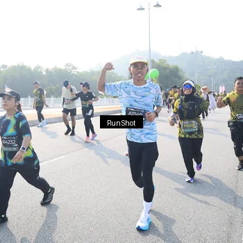 Runner Photo 6922978